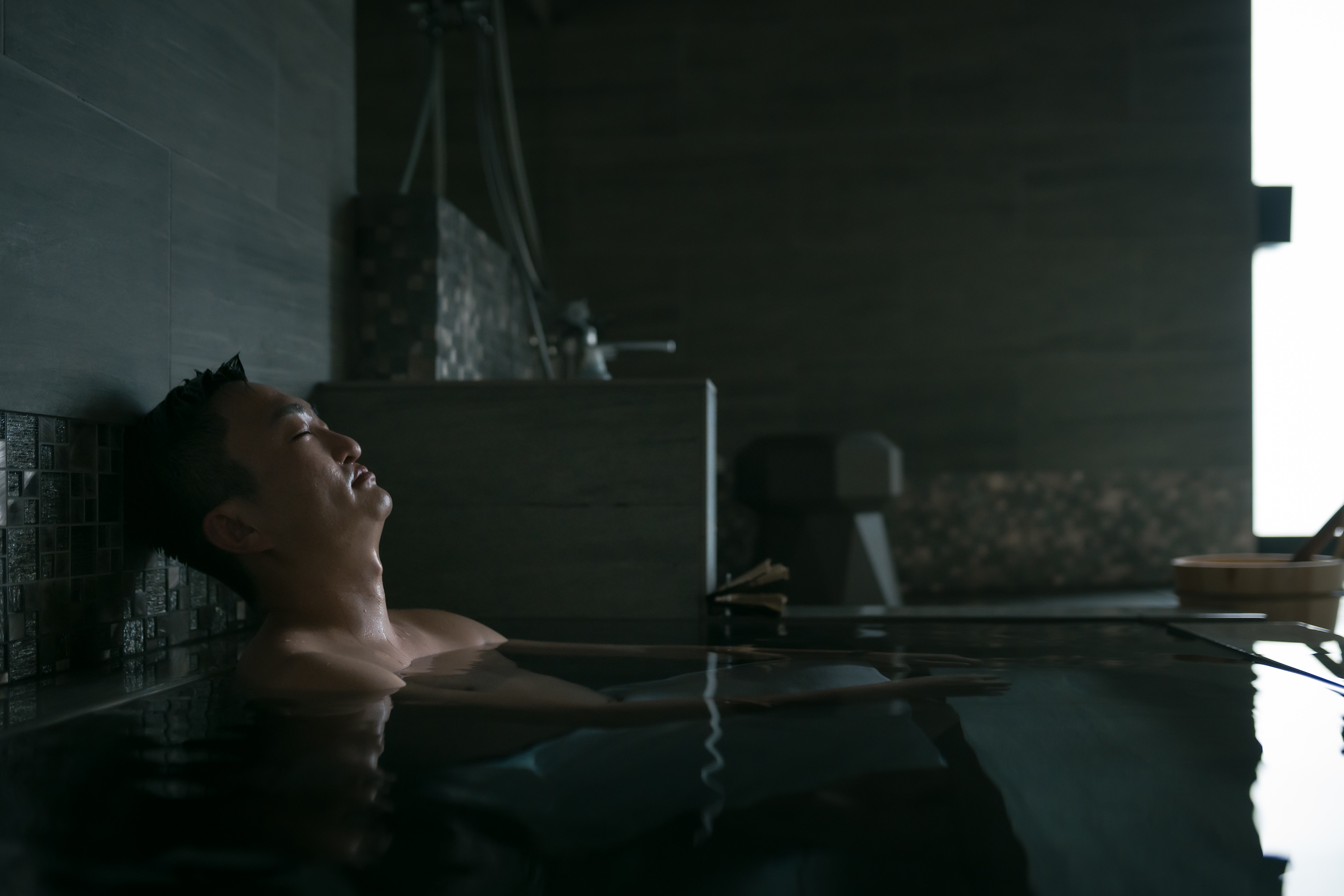 サウナ施設での取材の様子